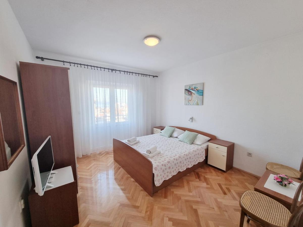 Apartman Bidol Makarska Bagian luar foto